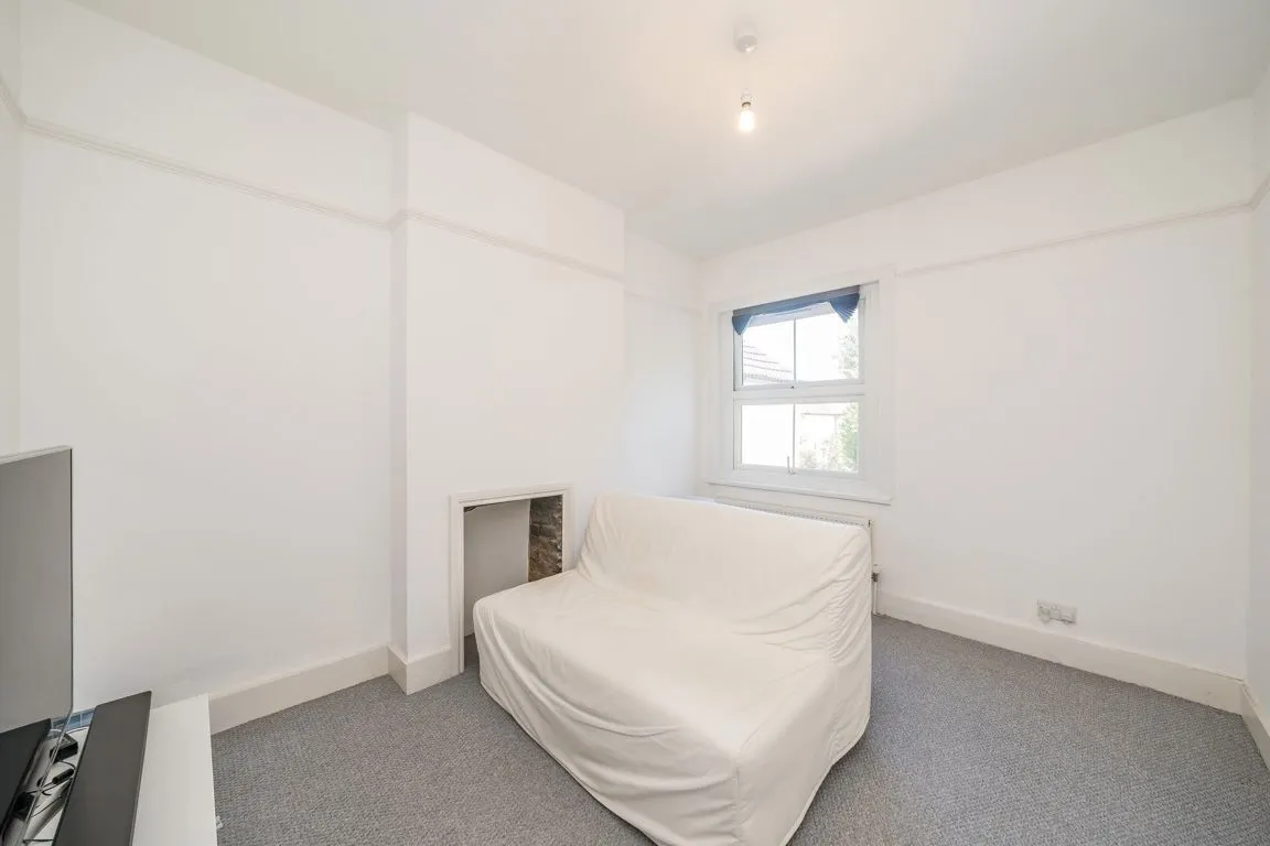Cromwell Road, TW13, photo 7