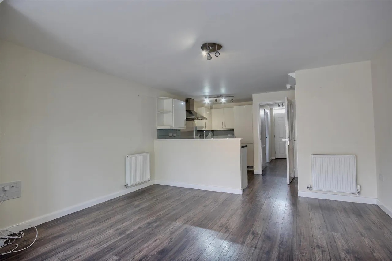 Newman Avenue, Beverley, photo 3