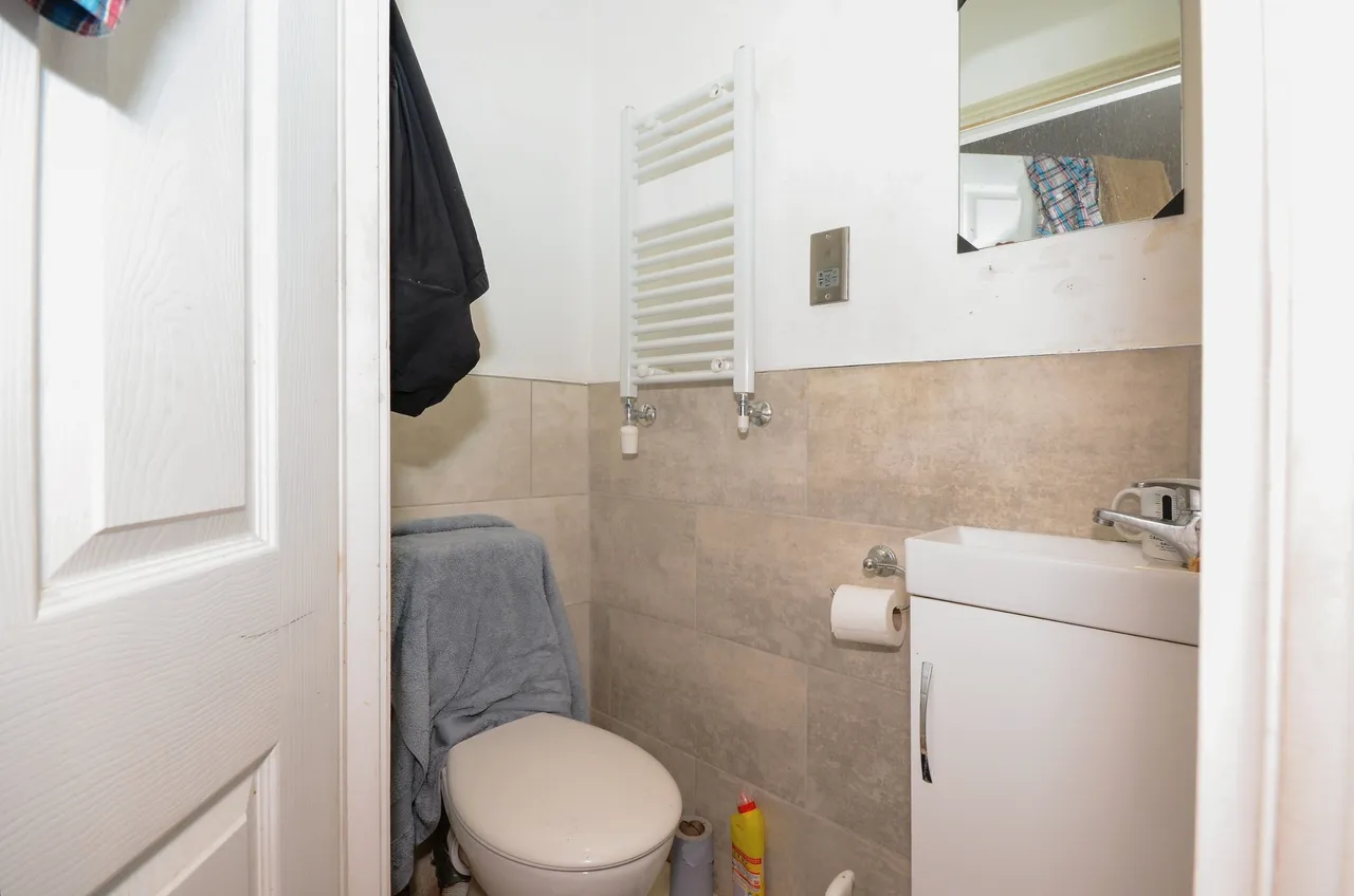 Vicarage Road, Watford, WD18, photo 8