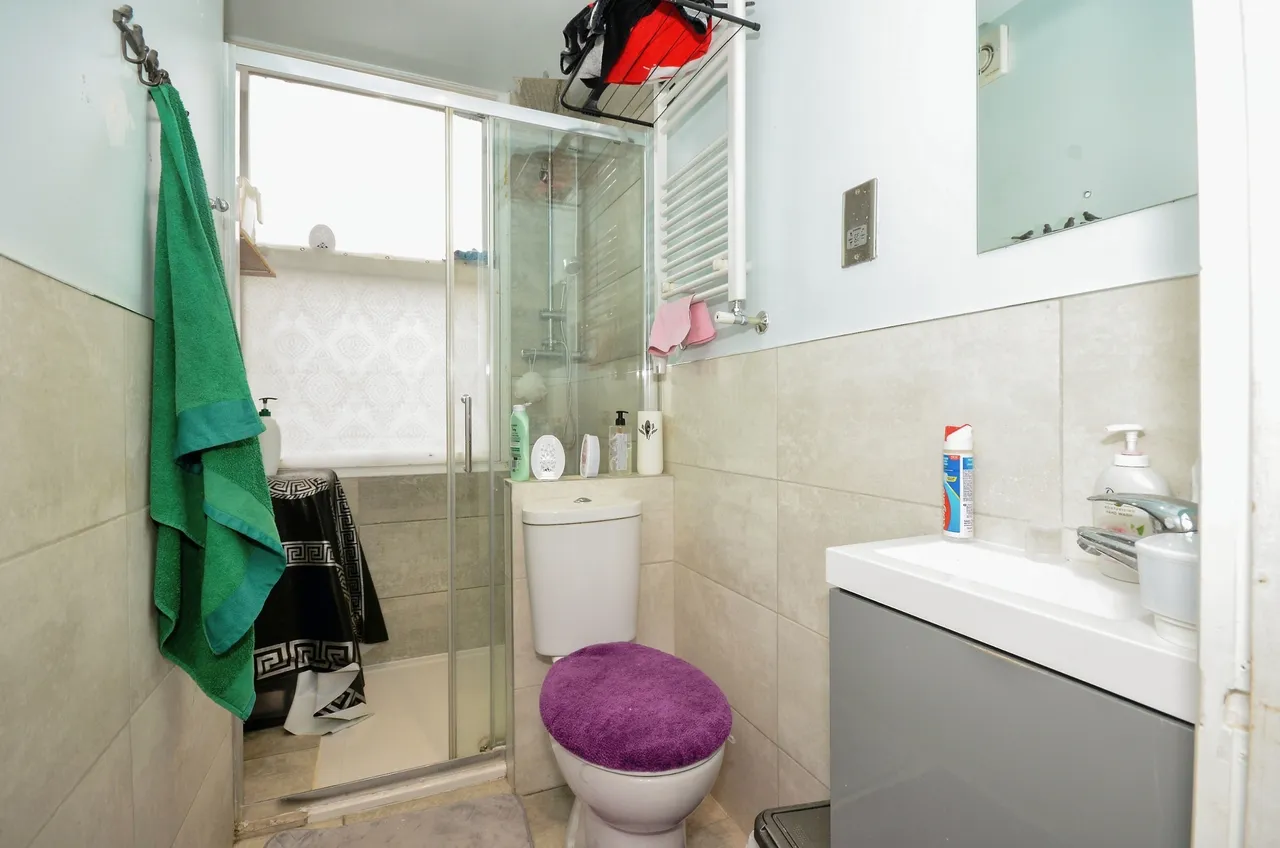 Vicarage Road, Watford, WD18, photo 12
