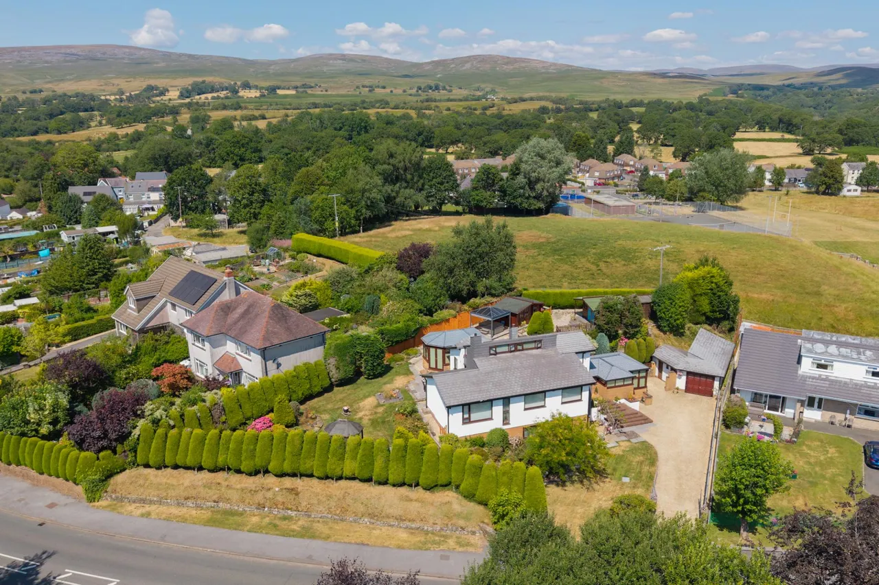 3 bed house for sale, New Road