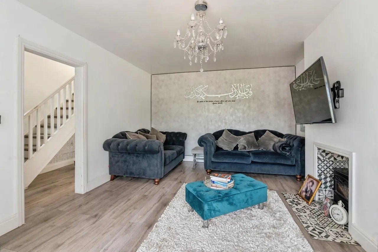 Brentwood Road, Grays, Essex, RM16, photo 7