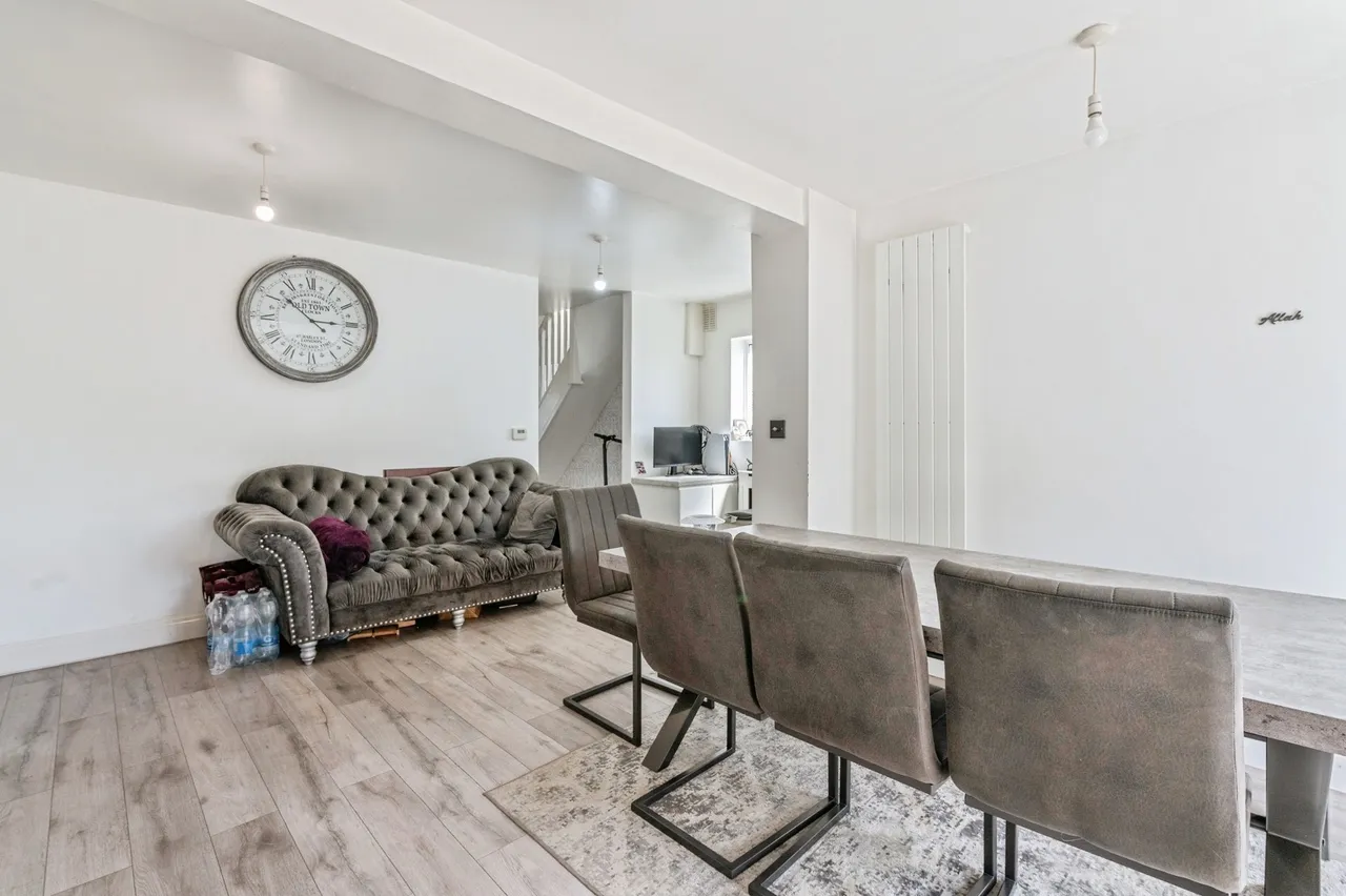 Brentwood Road, Grays, Essex, RM16, photo 10