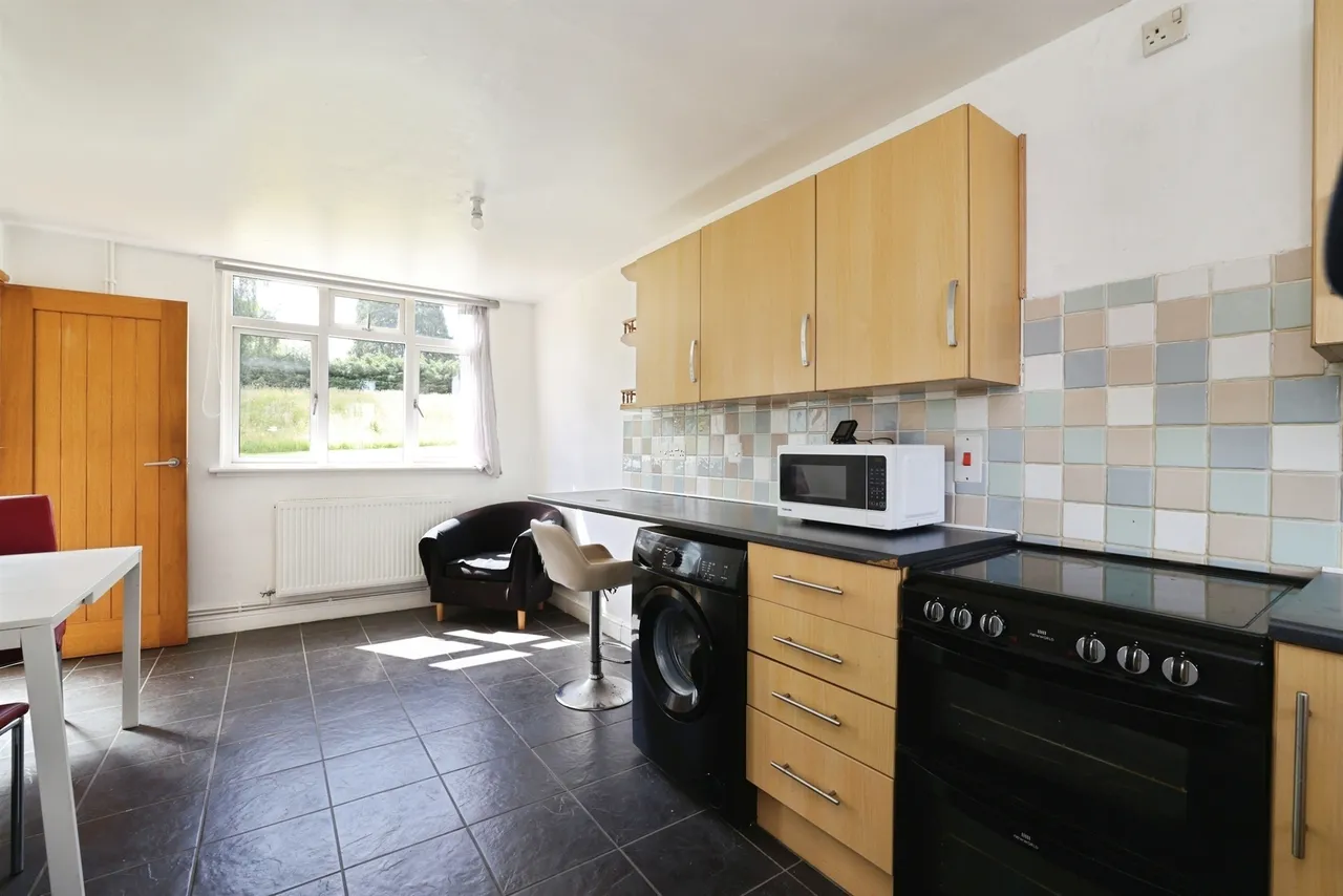 Woodland Way, Devizes, SN10, photo 5