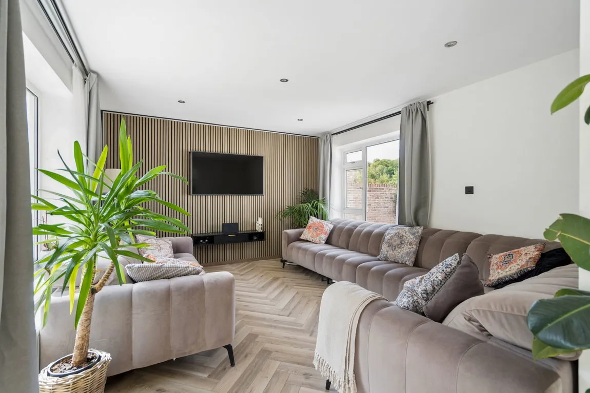 Whitelands Avenue, Chorleywood, WD3, photo 2