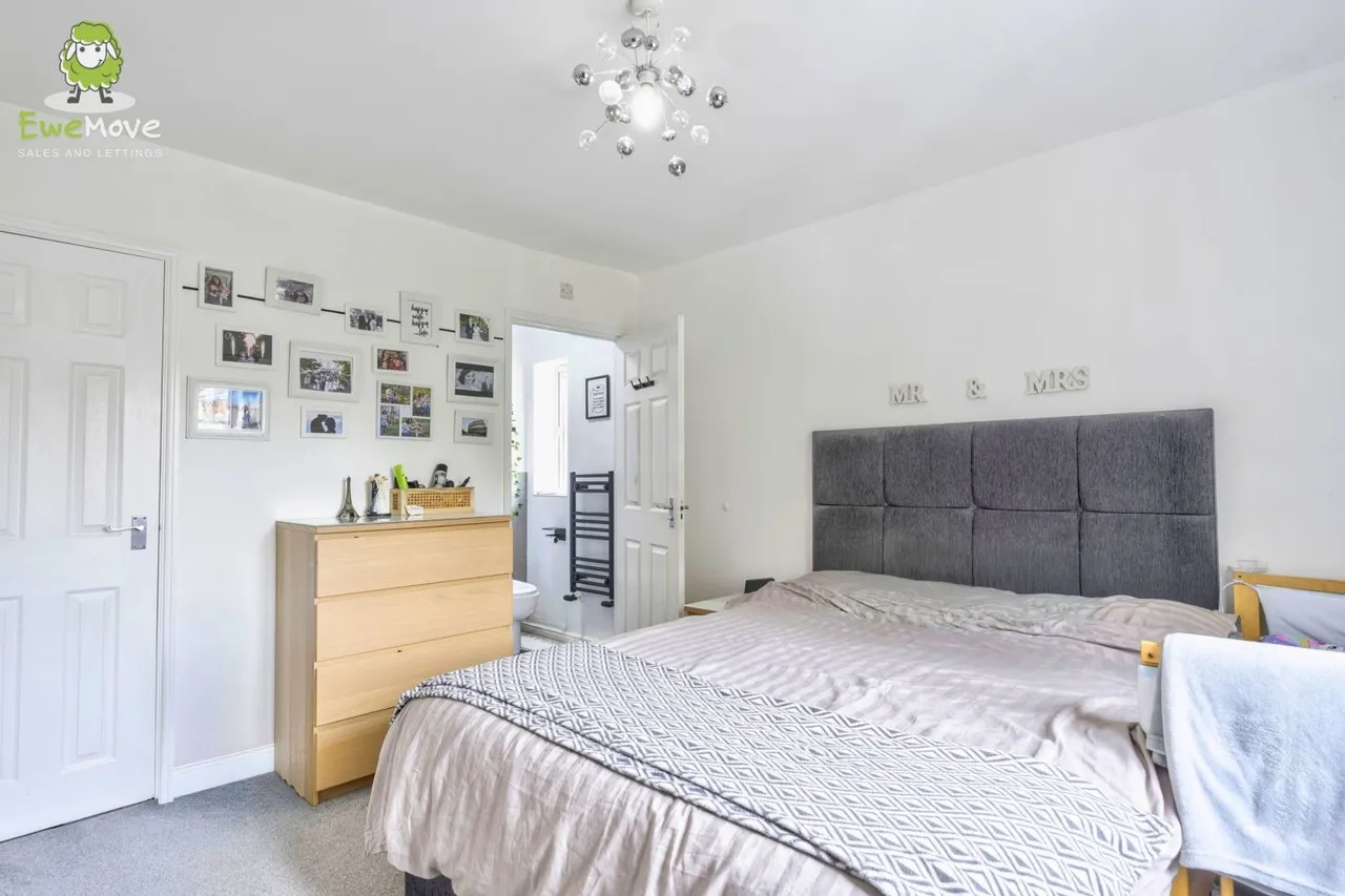 Bedroom Home, ready to move into today!, SN25, photo 8