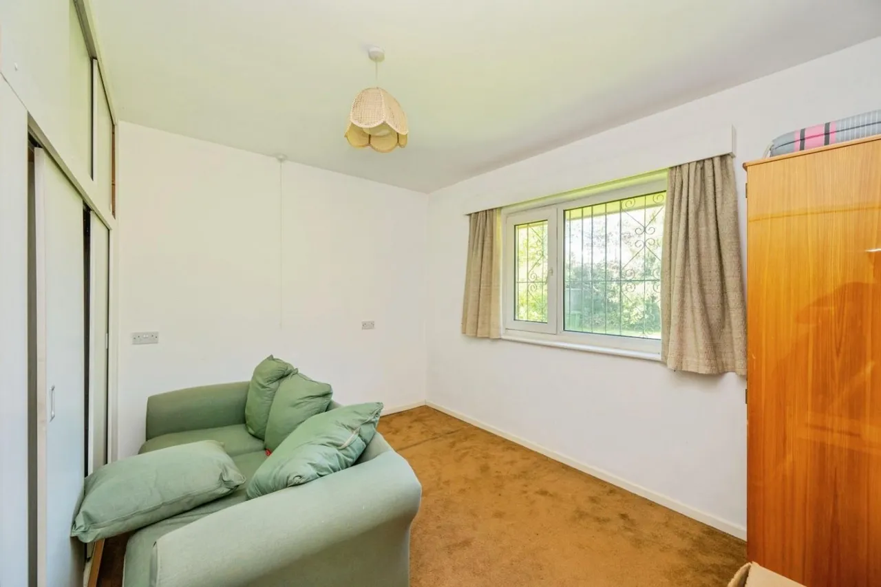 Watling Street, Wilnecote, B77, photo 18