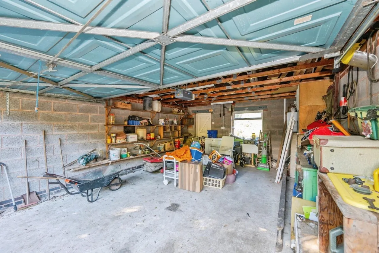 Watling Street, Wilnecote, B77, photo 22