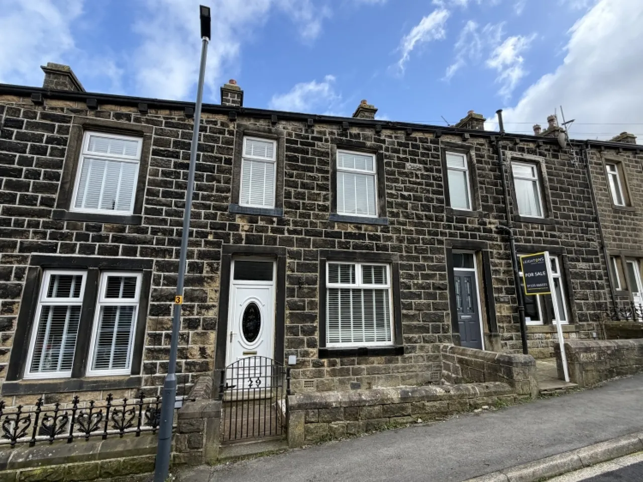 3 bed property for sale — 29 Fold Lane Cowling, Cowling, Keighley, West Yorkshire, BD22 0BG, UK