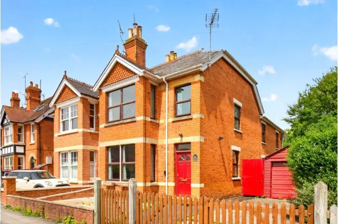 4 bed house for sale, Craven Road, Newbury, RG14