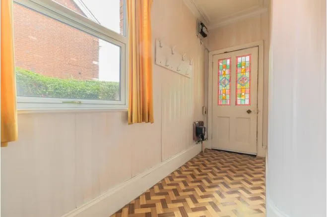 Craven Road, Newbury, RG14, photo 2