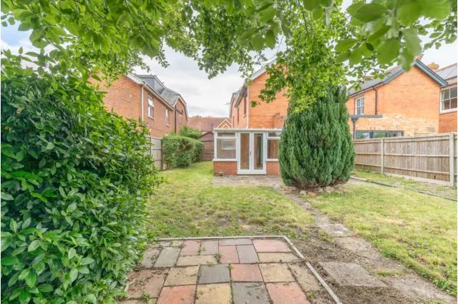 Craven Road, Newbury, RG14, photo 19