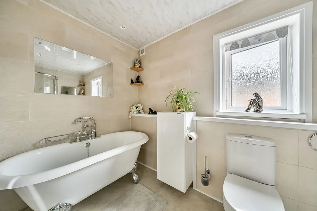 Francis Close, Exeter, photo 12