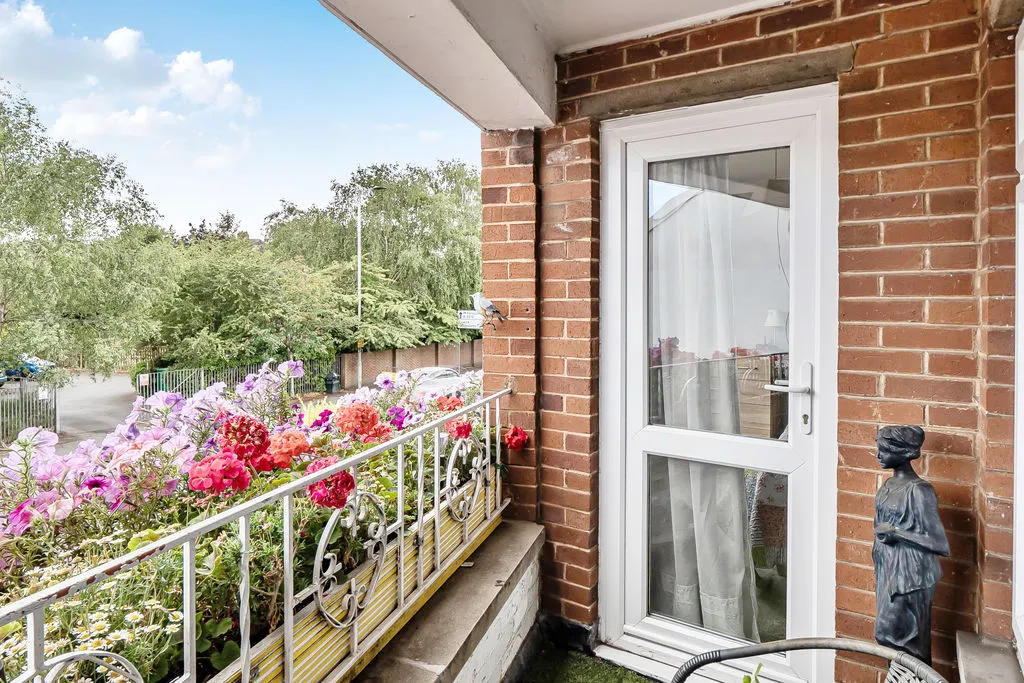 Francis Close, Exeter, photo 21