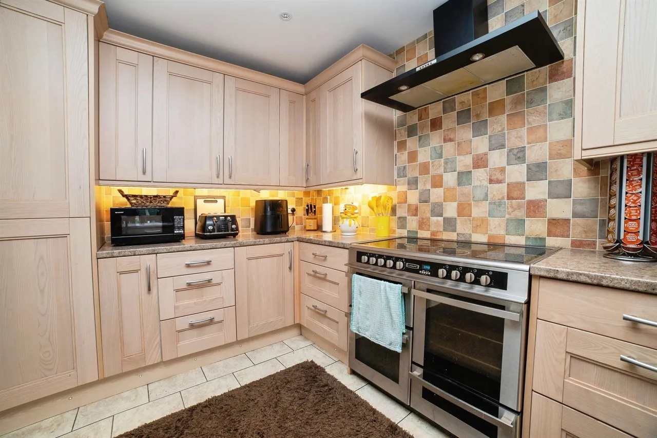 Furnace Lane, Loscoe, DE75, photo 4