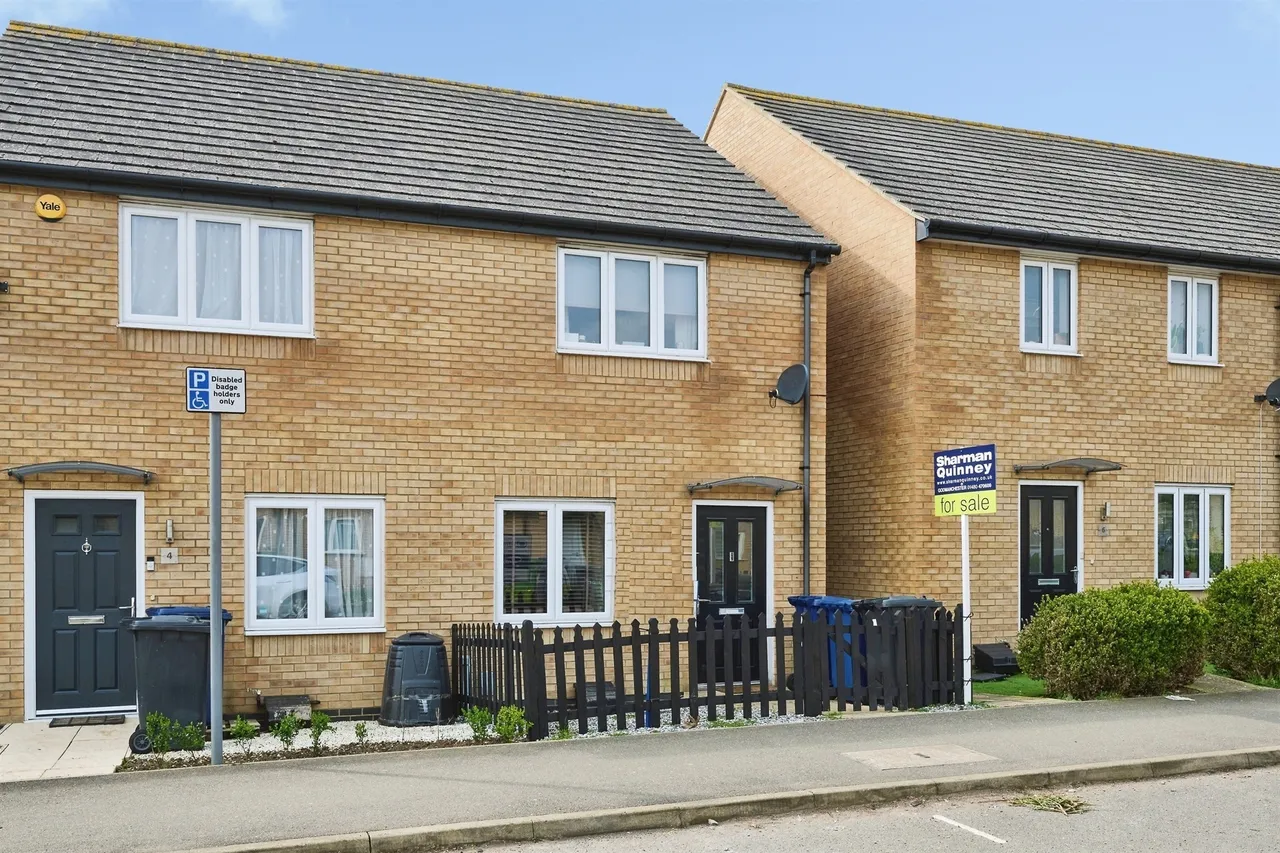 2 bed house for sale, Orchard Terrace, Huntingdon, PE29