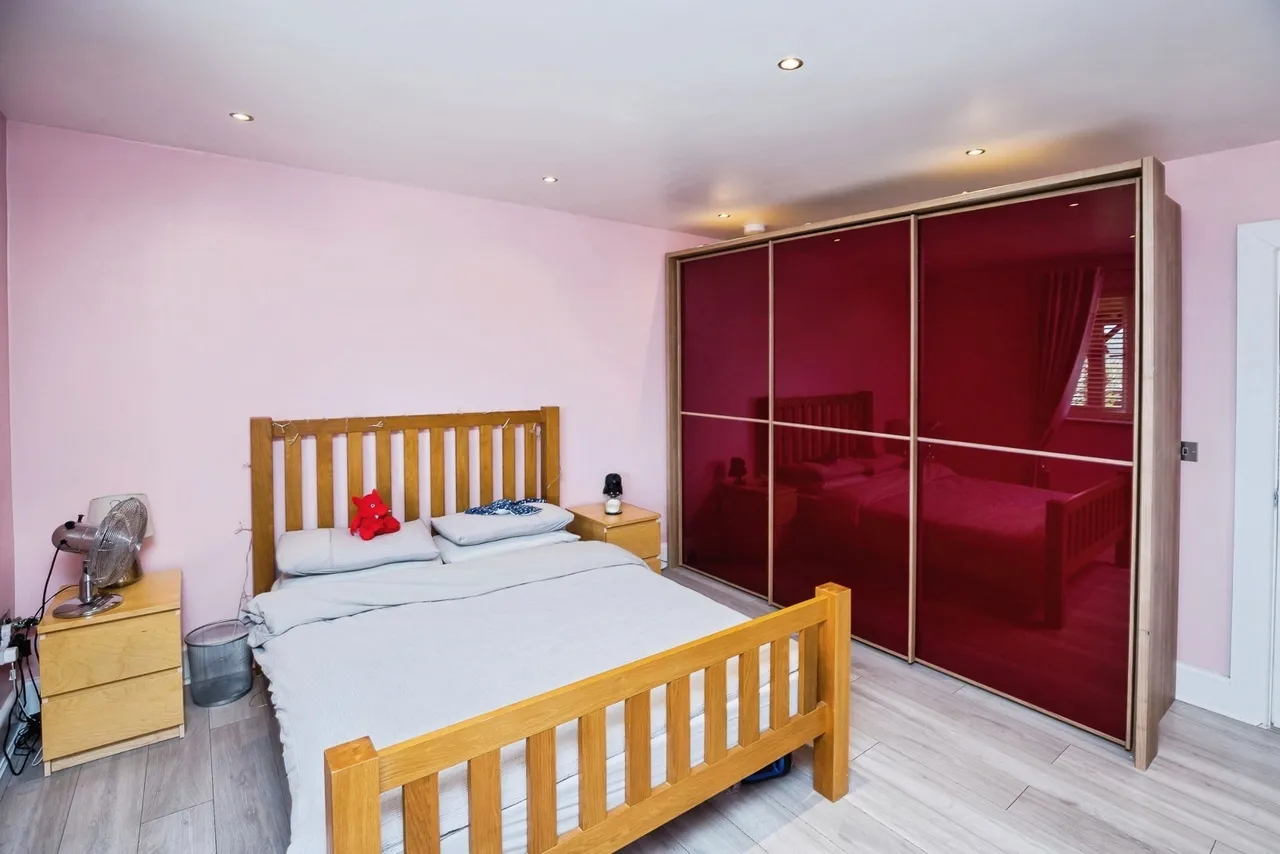 Tan Y Graig, Cefn Mawr, LL14, photo 31