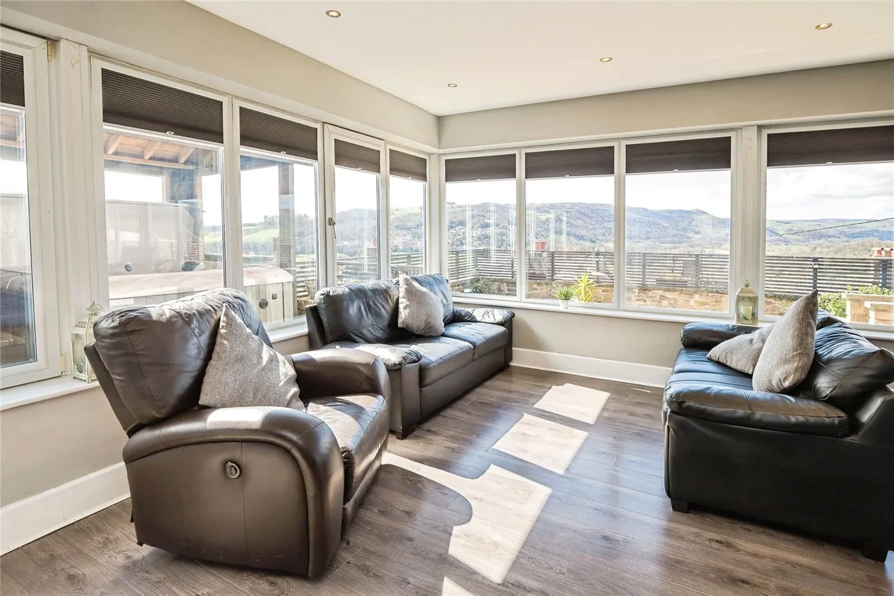 Tan Y Graig, Cefn Mawr, LL14, photo 10