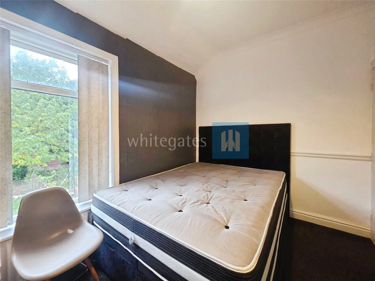 Longfield Road, Heckmondwike, WF16, photo 7