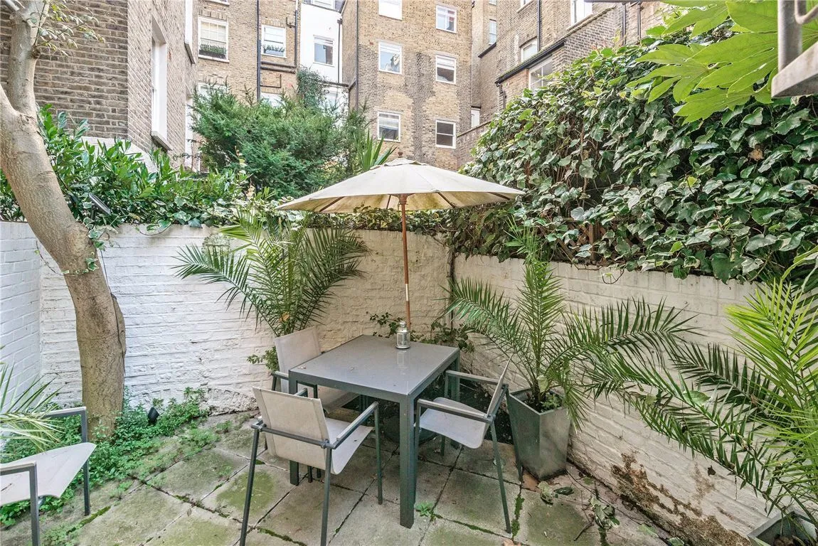 Cumberland Street, London, SW1V, photo 8