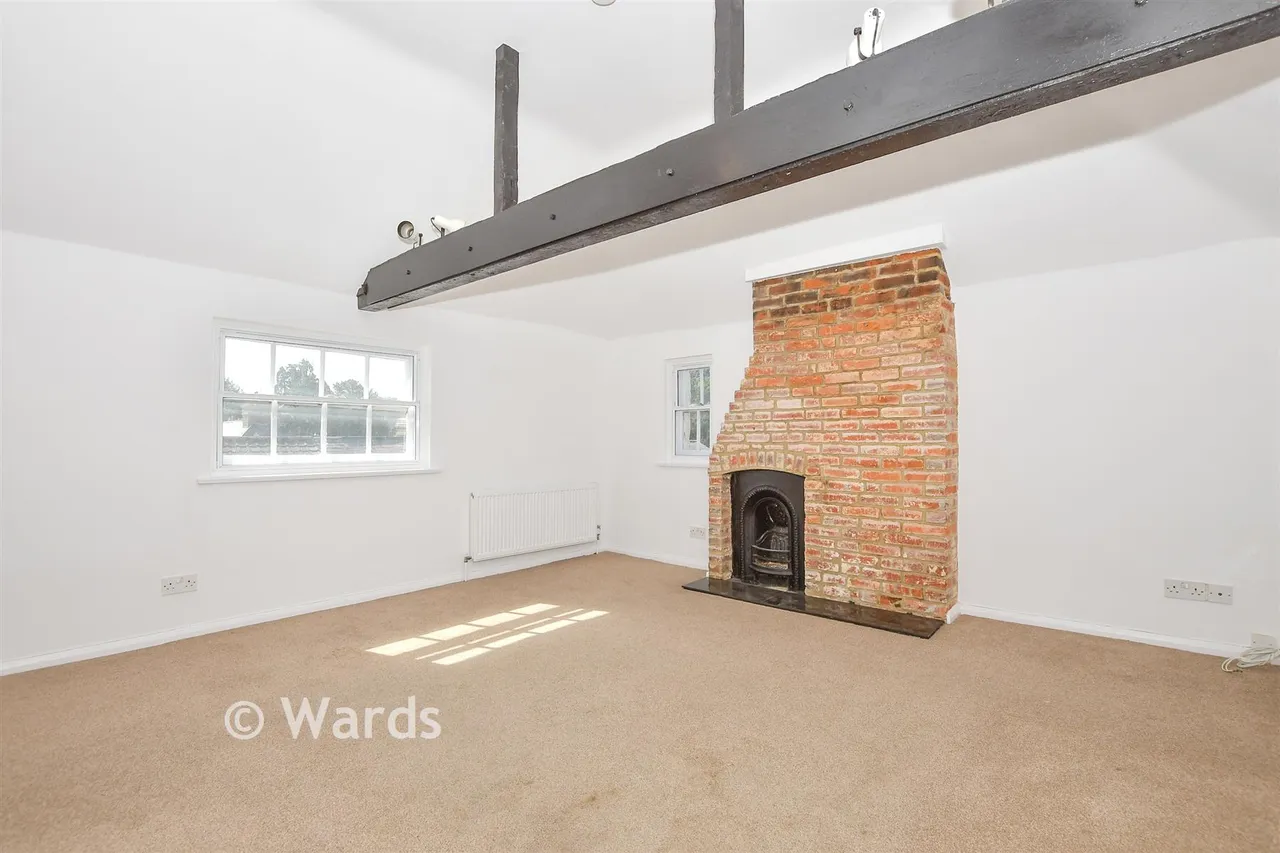 High Street, Hadlow, TN11, photo 5