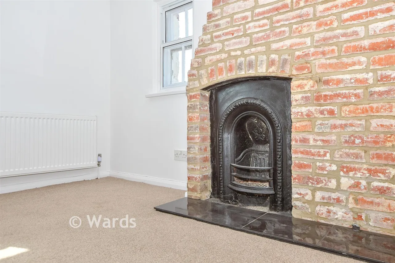 High Street, Hadlow, TN11, photo 6