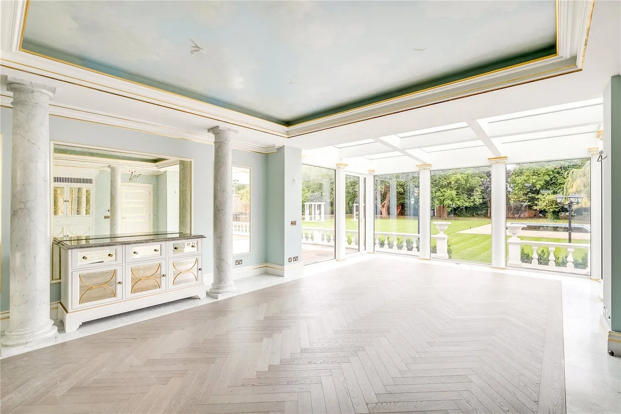 The Bishops Avenue, London, N2 0BA, photo 6