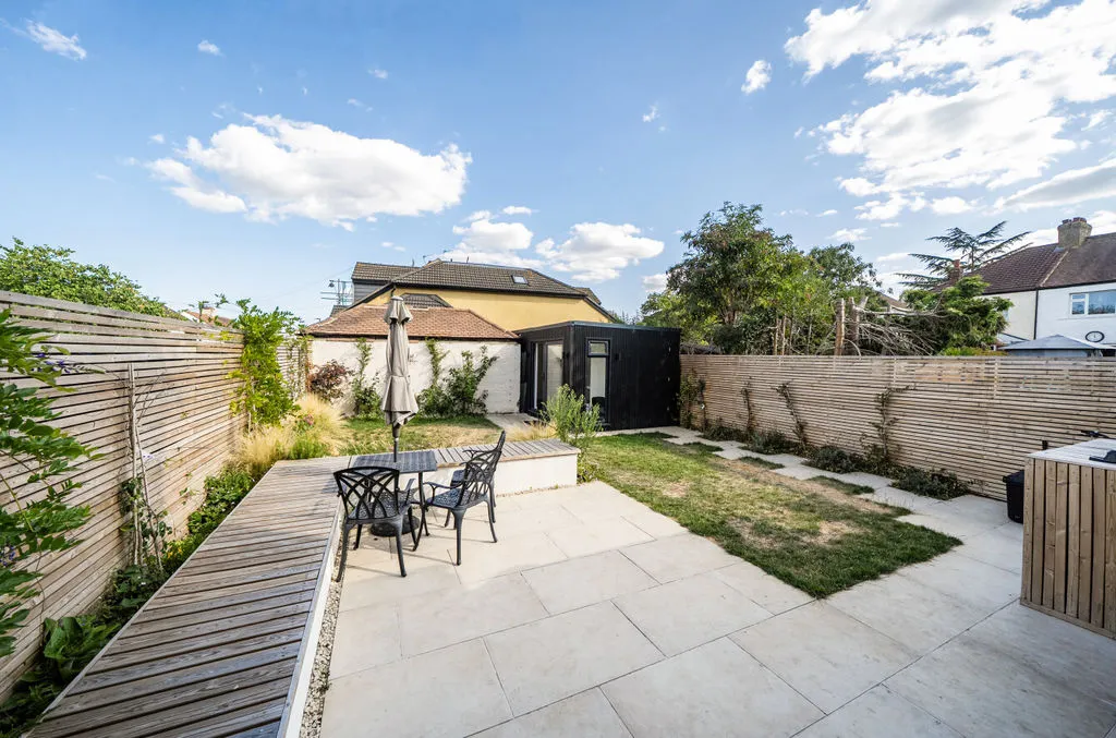 Thaxted Road, London, SE9, photo 18