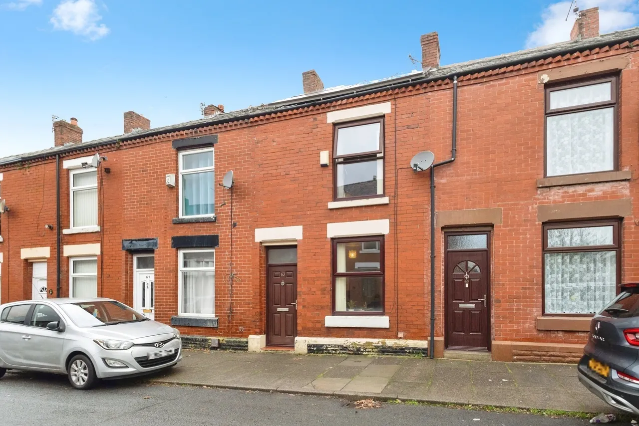 Smallshaw Lane, Ashton-under-Lyne, Greater Manchester, OL6, photo 2