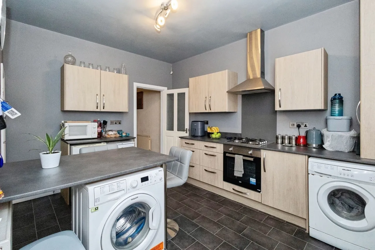 Smallshaw Lane, Ashton-under-Lyne, Greater Manchester, OL6, photo 9