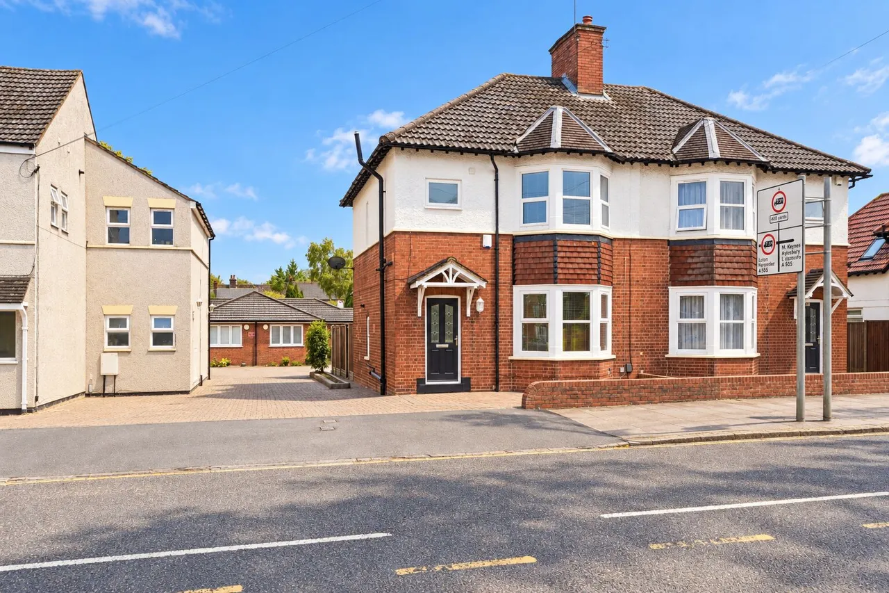 3 bed house to rent, Houghton Road, Dunstable, LU5