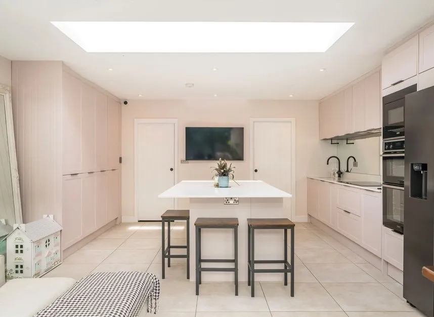 Bruce Road, Tooting, CR4, photo 10