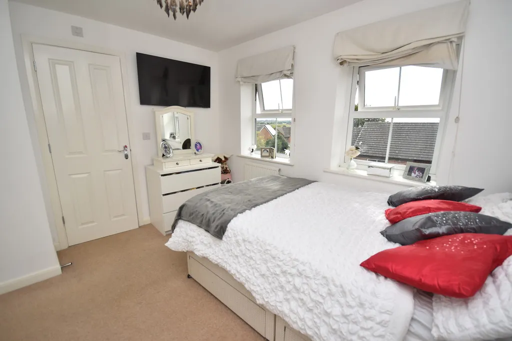 Greenfields Lane, Malpas, photo 7