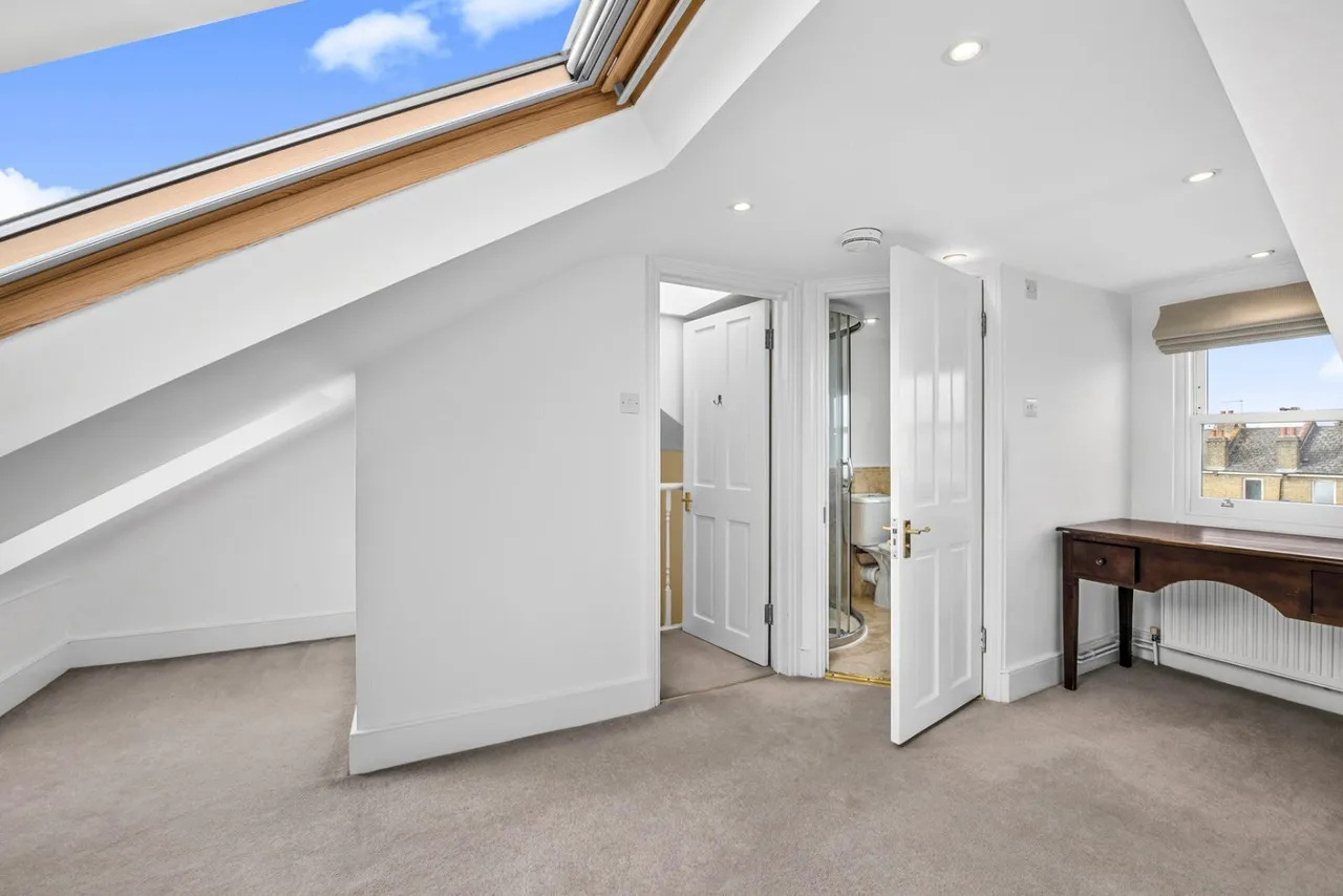 Trehern Road, London, SW14, photo 11