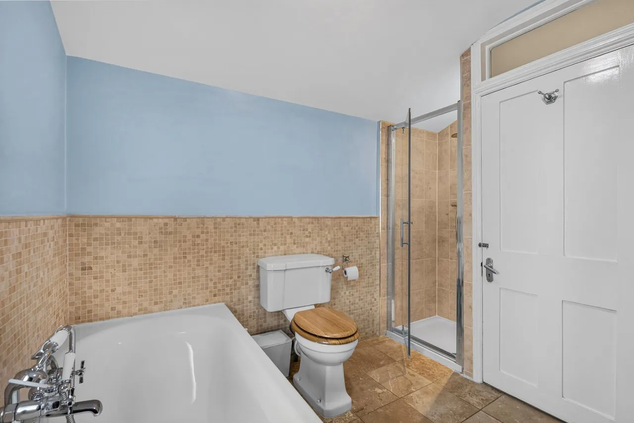Trehern Road, London, SW14, photo 13