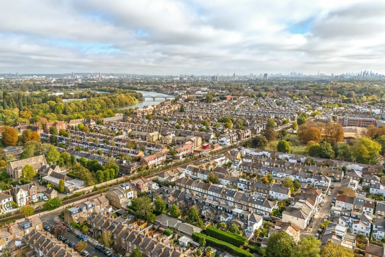 Trehern Road, London, SW14, photo 6