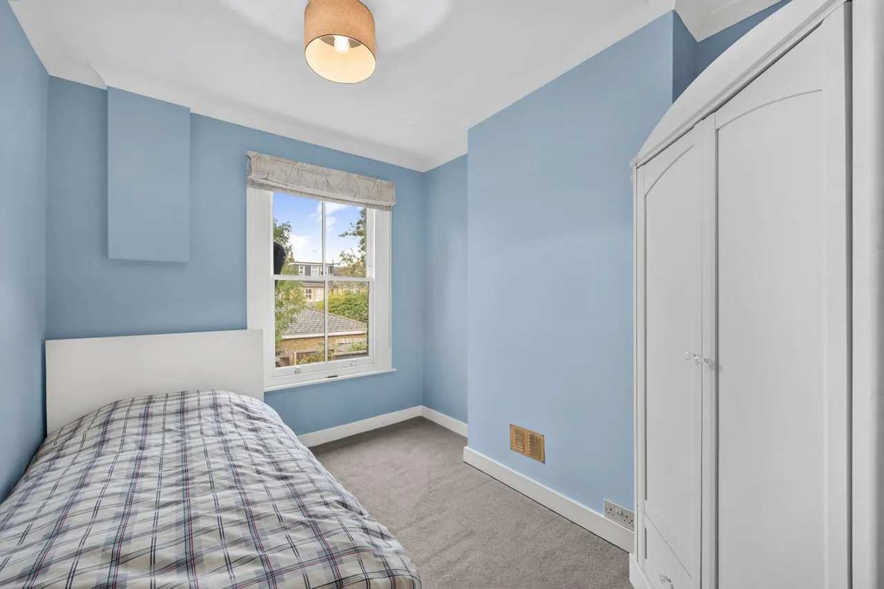 Trehern Road, London, SW14, photo 15