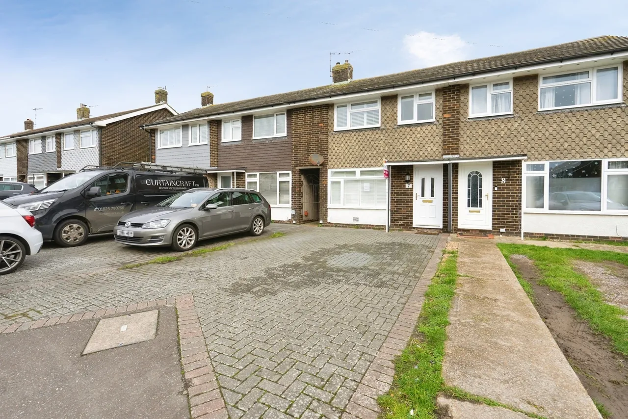 3 bed house for sale, Garden Close, Sompting, BN15