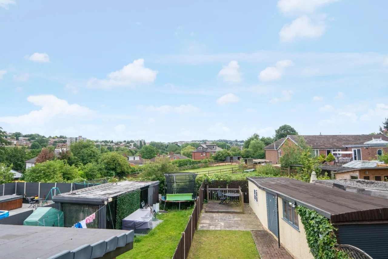 Butt Lane, Leeds, LS12, photo 7