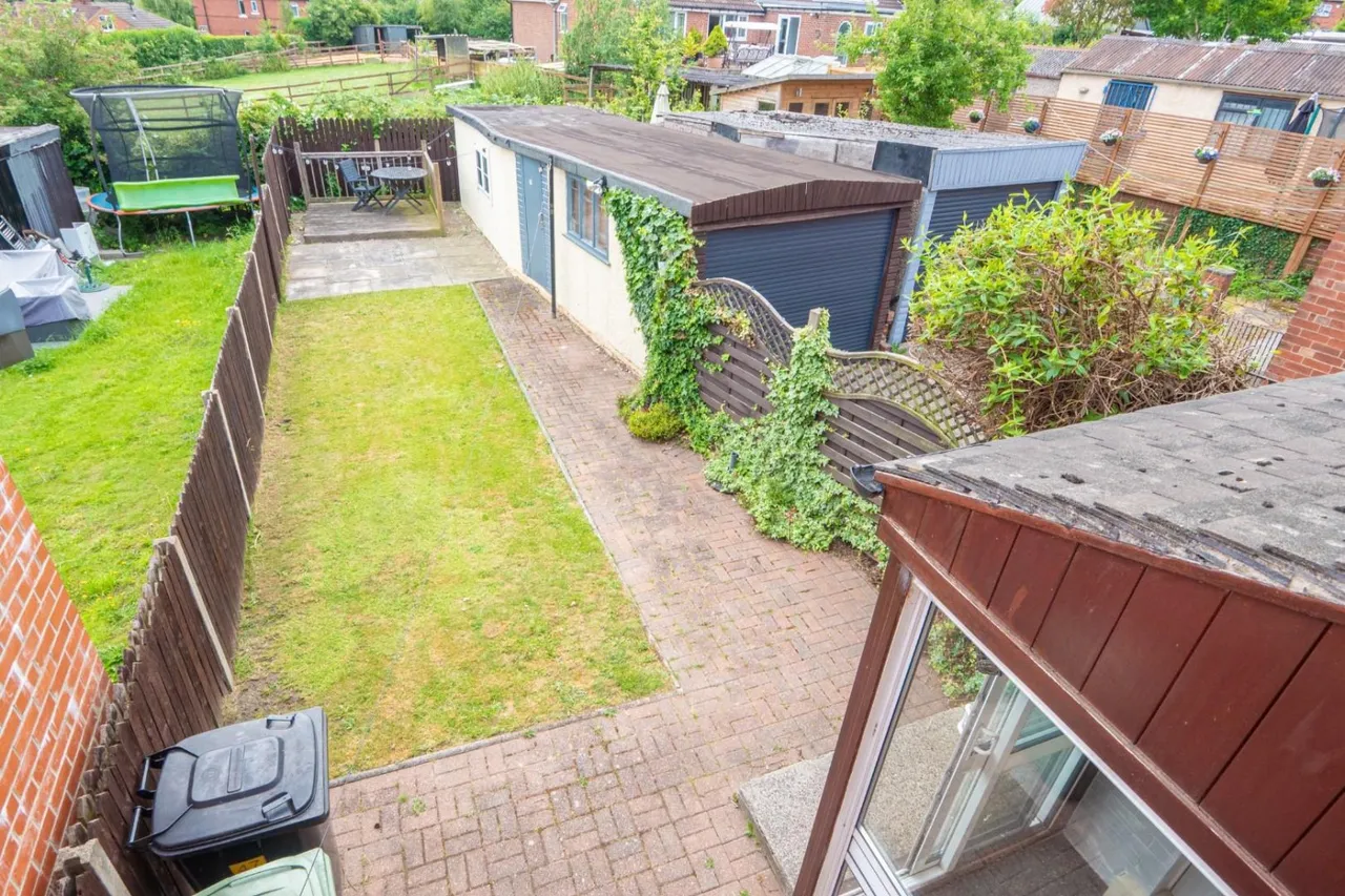 Butt Lane, Leeds, LS12, photo 10