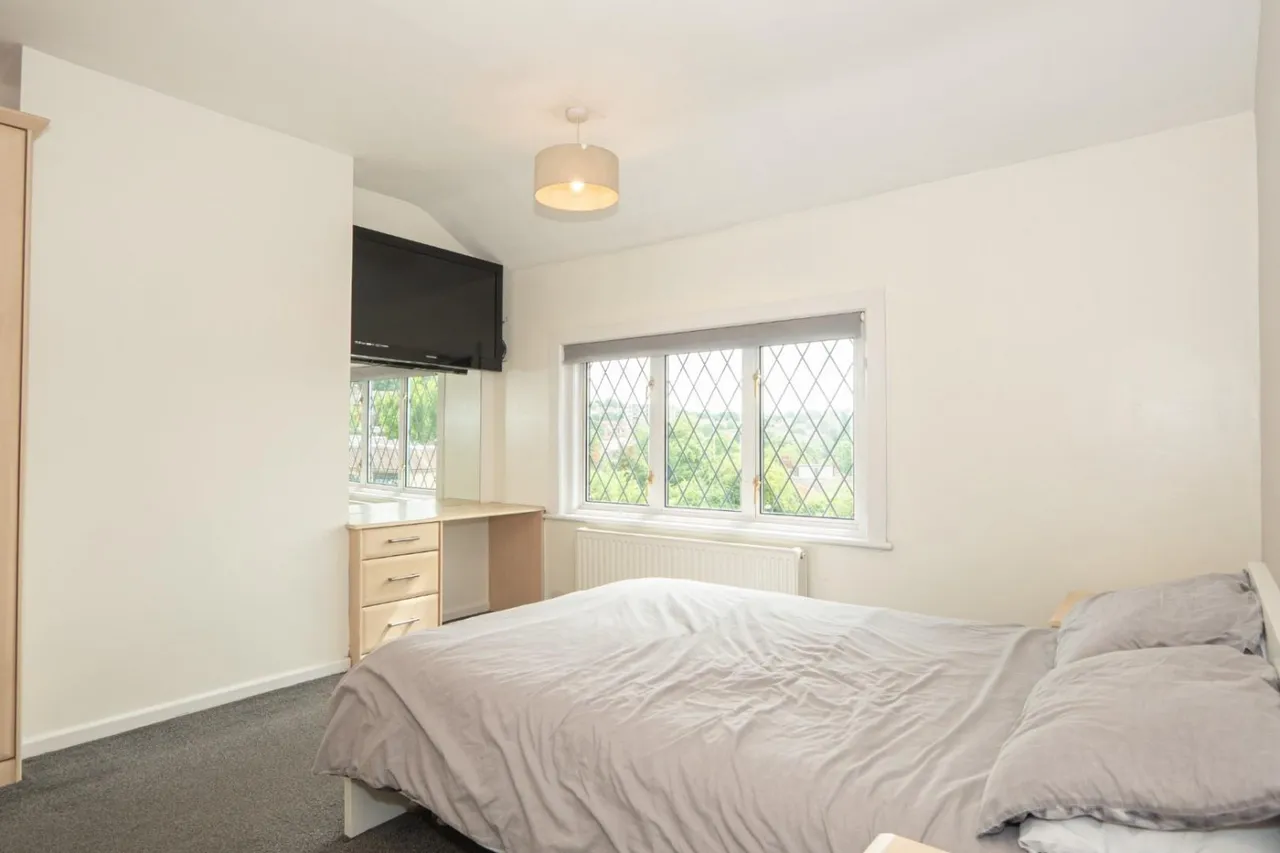 Butt Lane, Leeds, LS12, photo 8