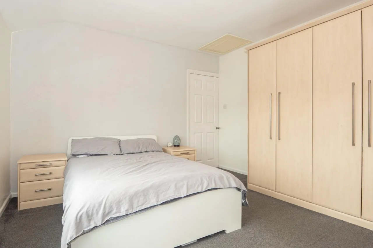 Butt Lane, Leeds, LS12, photo 9
