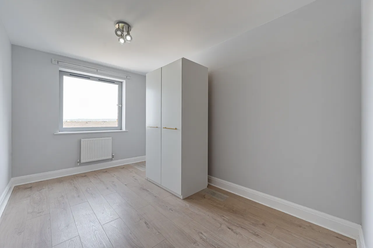 London, SE28, photo 8