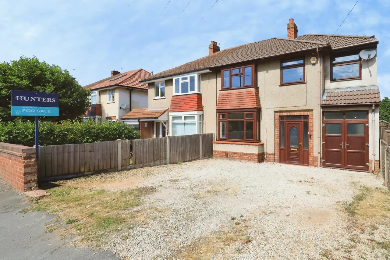 4 bed house for sale — Penn Road, Wolverhampton