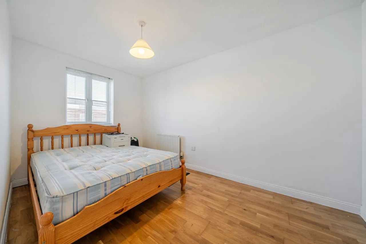 Battery Road, SE28, photo 7