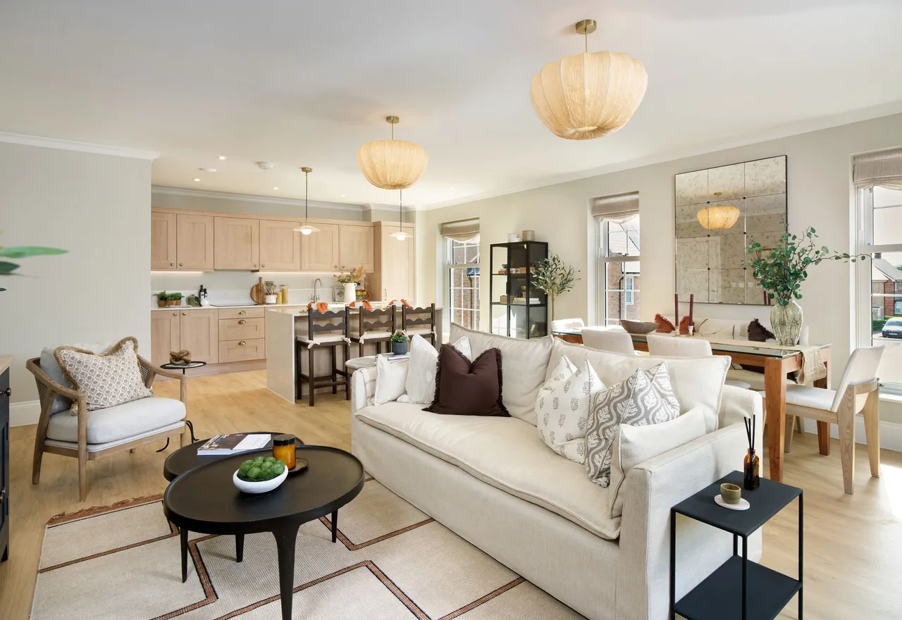 The Orchards, Leighwood Fields, GU6, photo 6