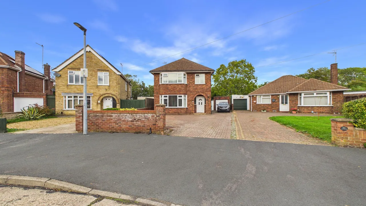 Francis Gardens, Peterborough, photo 31
