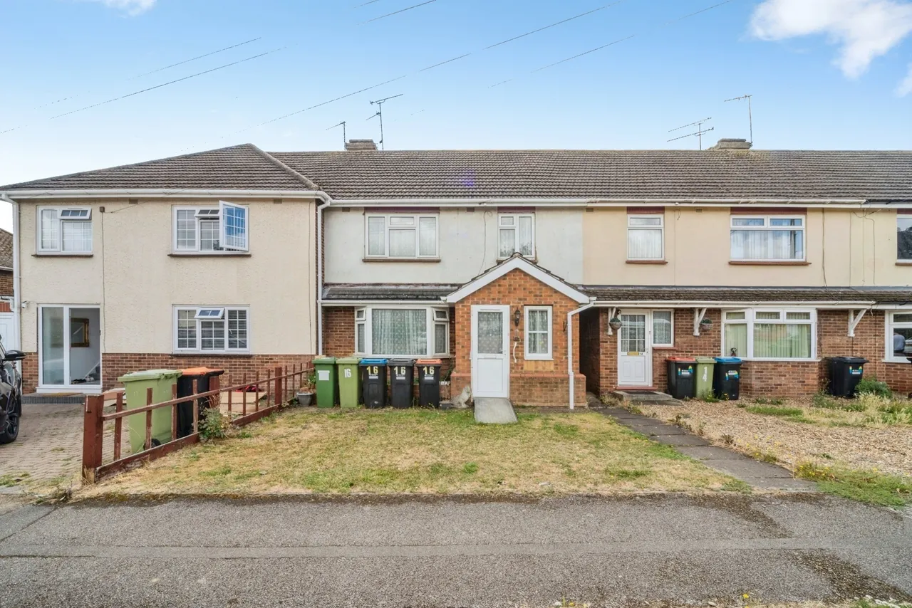 3 bed house for sale — The Limes, Bletchley, Milton Keynes, Buckinghamshire, MK2