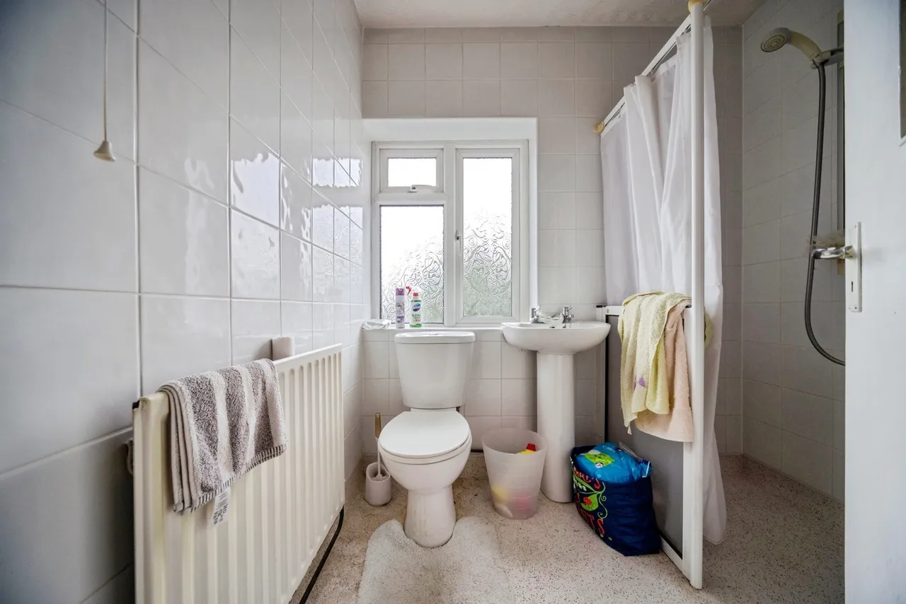 The Limes, Bletchley, Milton Keynes, Buckinghamshire, MK2, photo 14