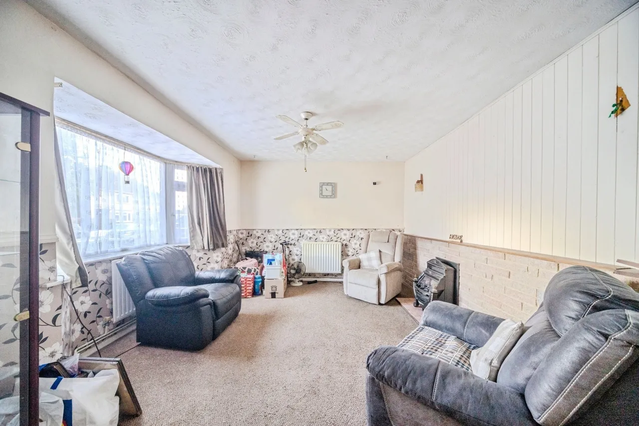 The Limes, Bletchley, Milton Keynes, Buckinghamshire, MK2, photo 4